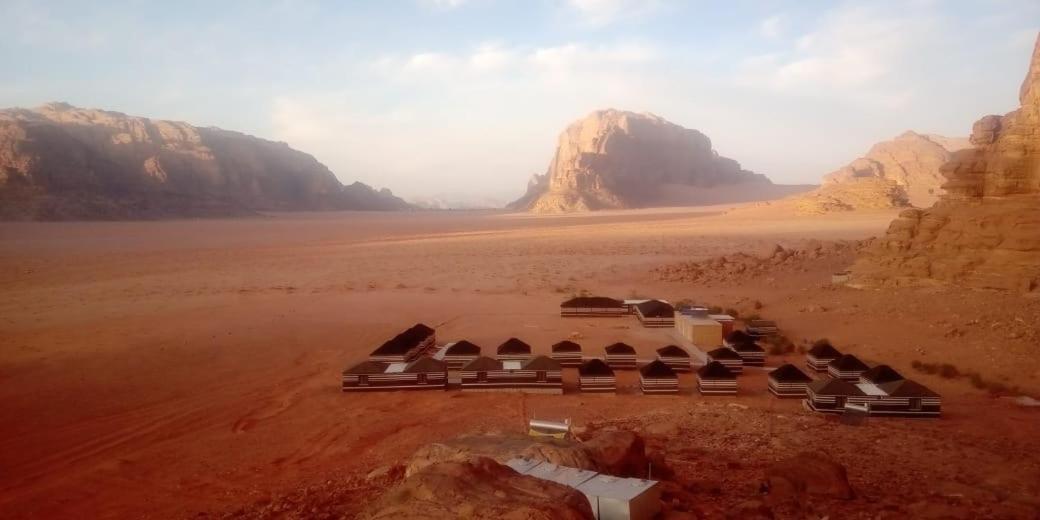 Wadi Rum Quiet Village Camp Luaran gambar